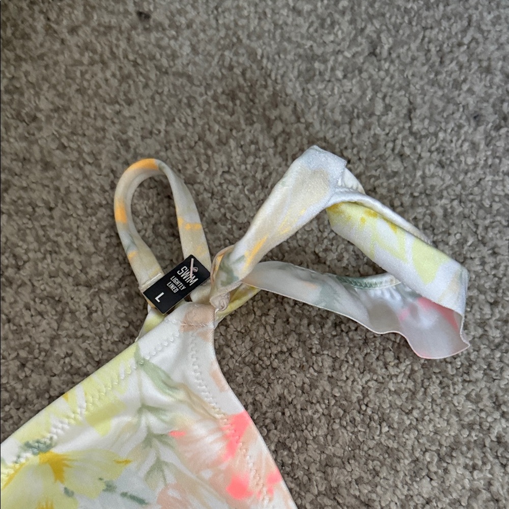 PINK Victoria's Secret Floral Swim Top in Pastel Hues - Picture 3 of 4